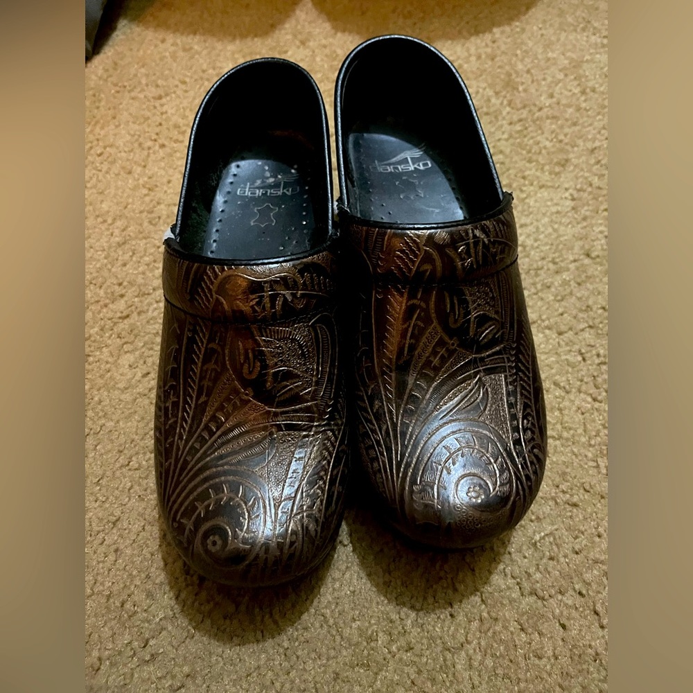 Dansko Size 36